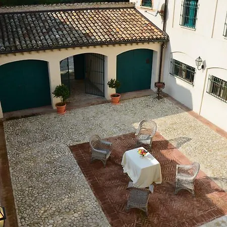 Montanari Rosati לינה וארוחת בוקר פורטו סן ג'ורג'יו